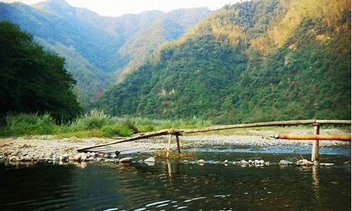 安徽月亮湾度村在哪里_安徽月亮湾旅游攻略自驾游住宿