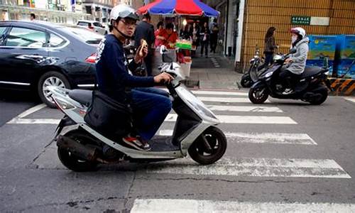 广西人骑电动车_广西旅游骑电动车怎么样