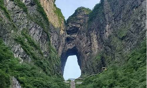 天门山旅游攻略一日游路线_天门山旅游攻略一日游路线图